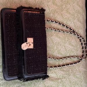 Anne Klein handbag w/hot pink interior. Excellent condition. Never used.